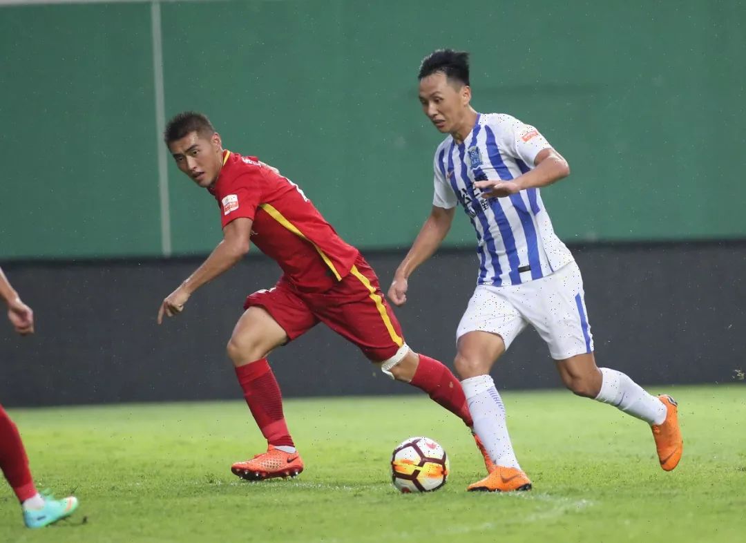 亚泰苦战未果，主场告负，战绩颓废的简单介绍