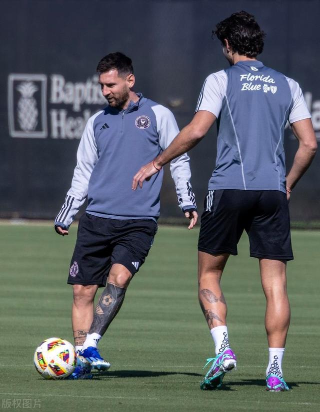 包含联赛巅峰对决！梅西能否带领球队逆转获胜？的词条