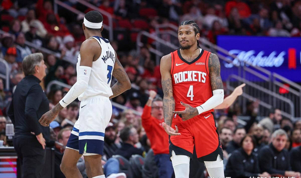 欧文三巨头联手，格林得分突破，球队未来可期冲击季后赛！