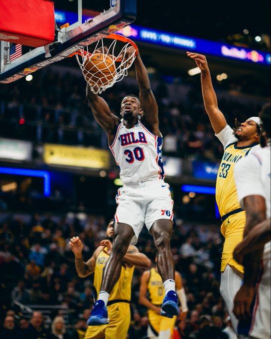 76人惊艳全场，冲击季后赛助攻爆棚，猛龙逆转取胜！