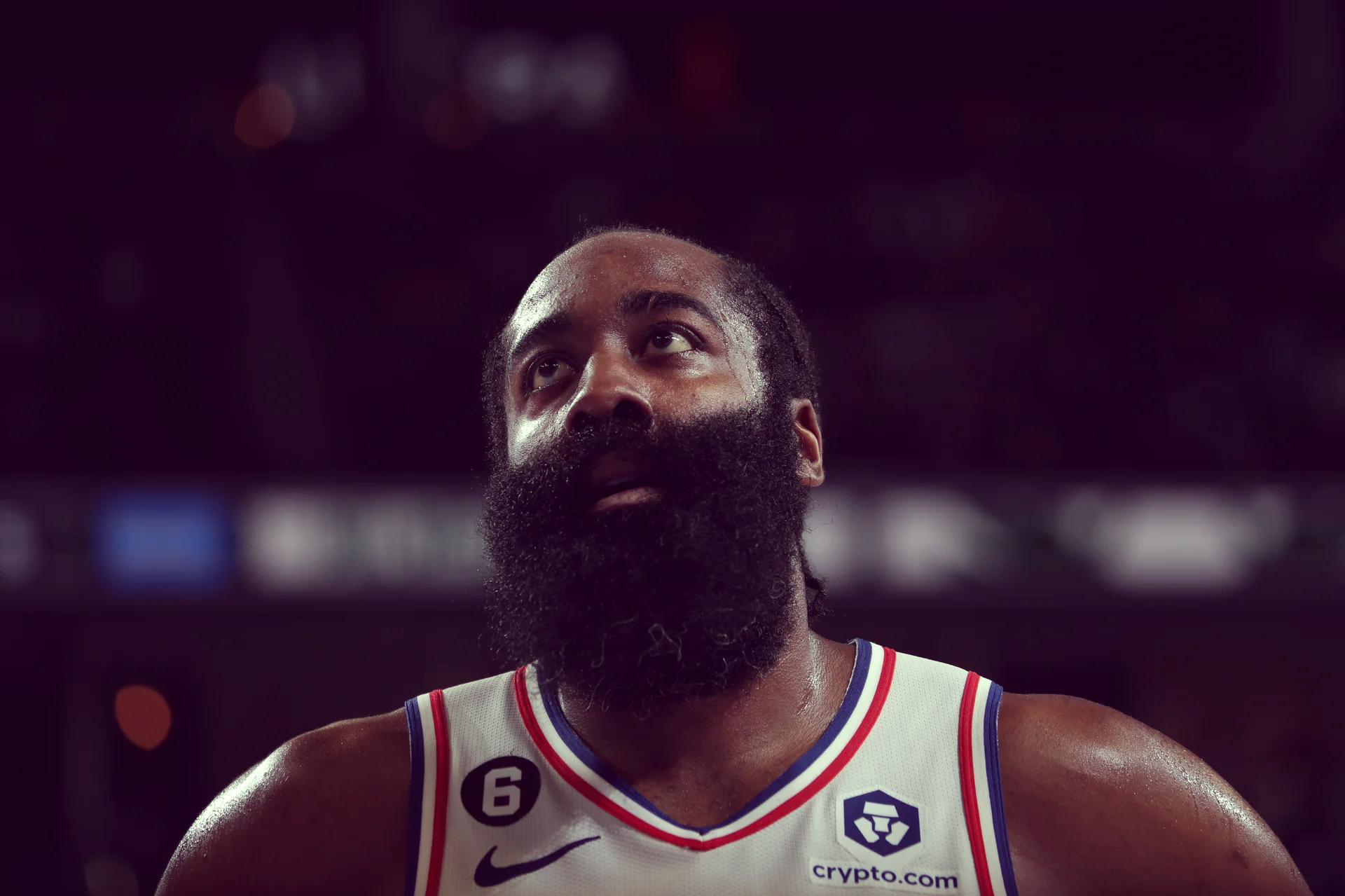 威少惊艳全场，哈登助攻爆棚，雄鹿逆转取胜！